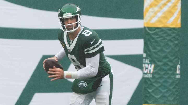 Watch Minnesota Vikings pick-six New York Jets quarterback Aaron Rodgers