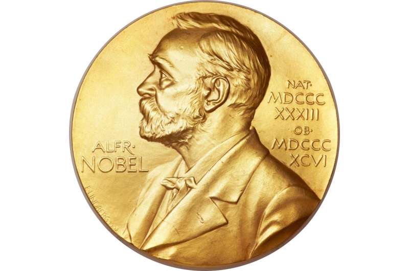 Physics Nobel awarded to neural network pioneers who laid foundations for AI