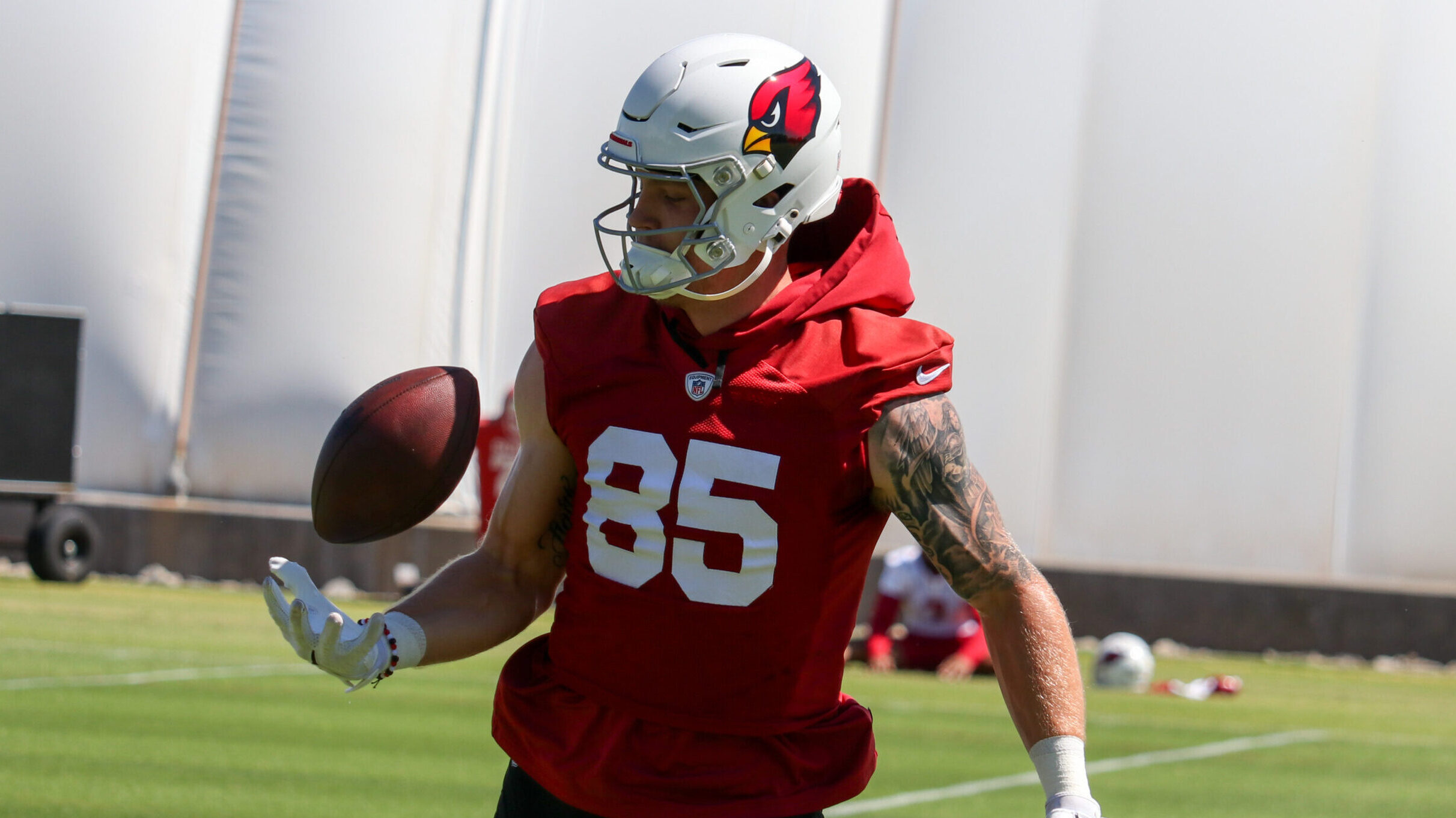 Still no Darius Robinson, but Trey McBride can give Cardinals much-needed boost in Week 5