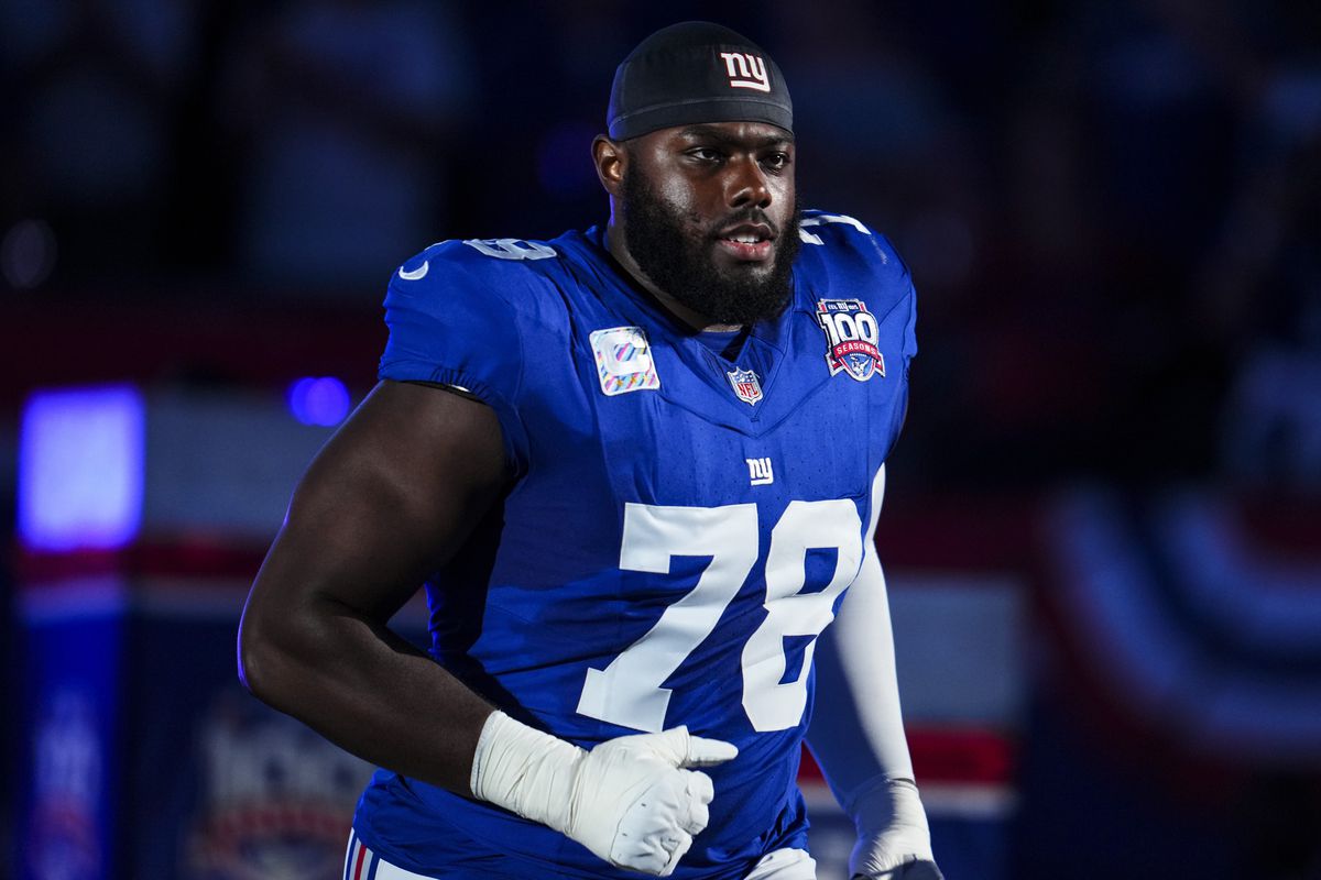 Giants’ left tackle Andrew Thomas could miss remainder of the season