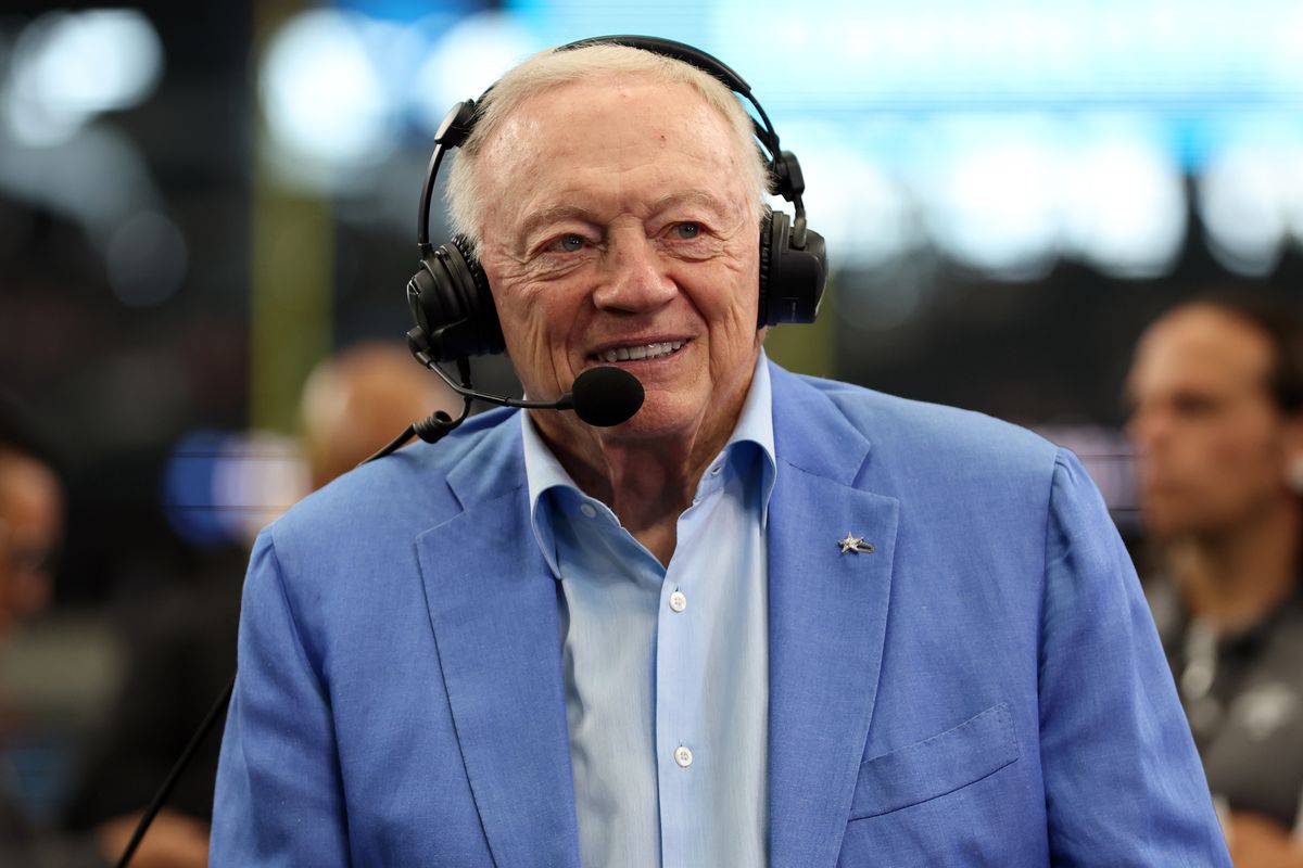 Cowboys news: Jerry Jones explains himself after fired up radio appearance